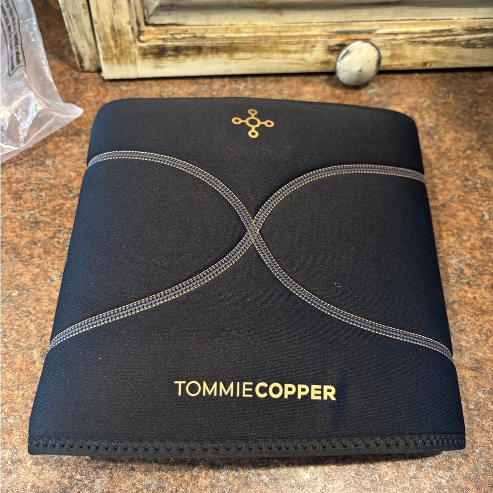 Tommie Copper Back brace 2X/3X
